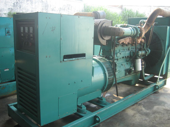 泰州租赁发电机- 发电机碳刷磨损的原因是什么