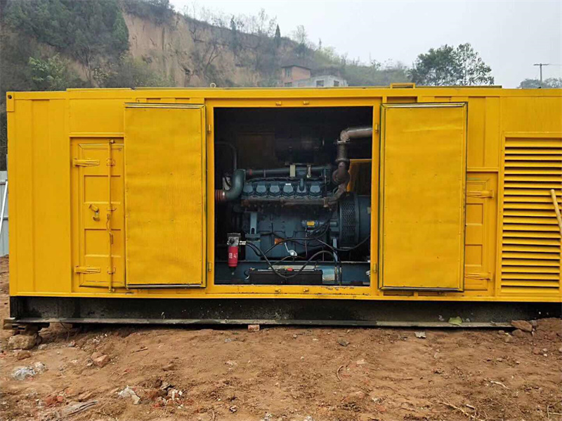 泰州发电机租赁冷却液的沸点降低到多少时需要更换