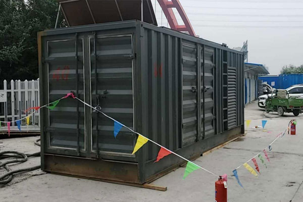 泰州发电机租赁空气滤清器多久更换一次？