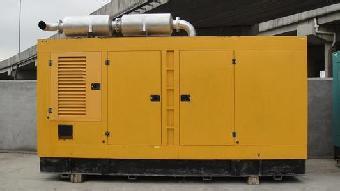 泰州柴油发电机组北方使用是否需要加装加热装置？